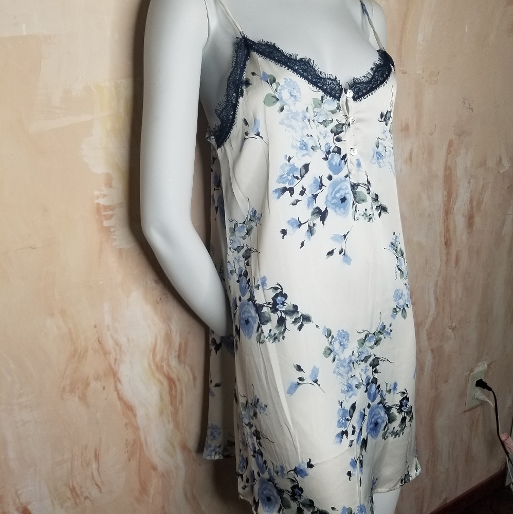 Floral Dress Size Small - Picture 2 of 7